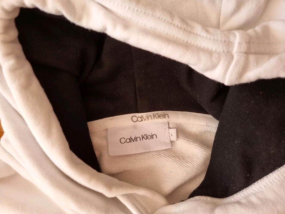 CALVIN KLEIN HOODIE in München