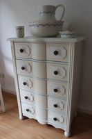 Wunderschöne Kommode alt antik vintage shabby Landhaus weiß weiss Hamburg-Nord - Hamburg Eppendorf Vorschau