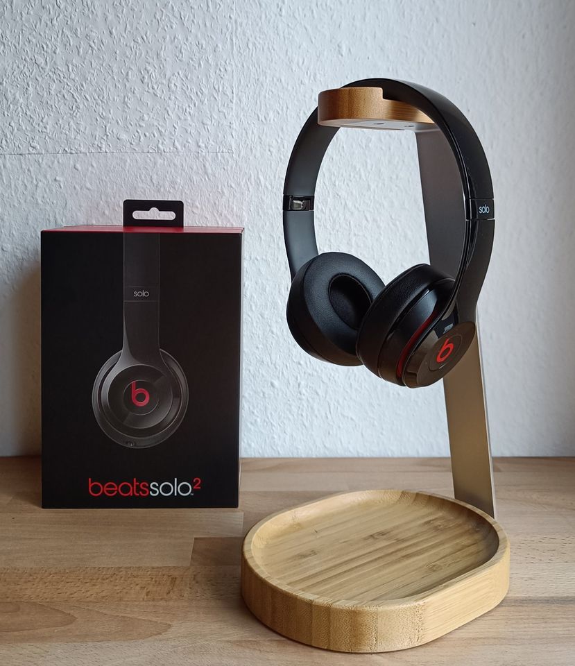 Beats Solo 2 On Ear Kopfhörer schwarz kabelgebunden in Bad Wildungen