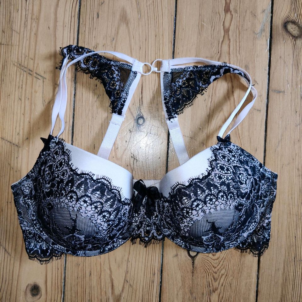 Hunkemöller 80E BH neu rosa/schwarz Spitze in Güstrow