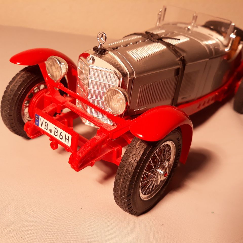 Burago 1:18 Scale Diecast Mercedes Benz SSK 1928 Silver Red in Borgsdorf