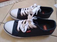 Levis Schuhe Sneaker Gr 38 Top Zustand Bayern - Kleinostheim Vorschau