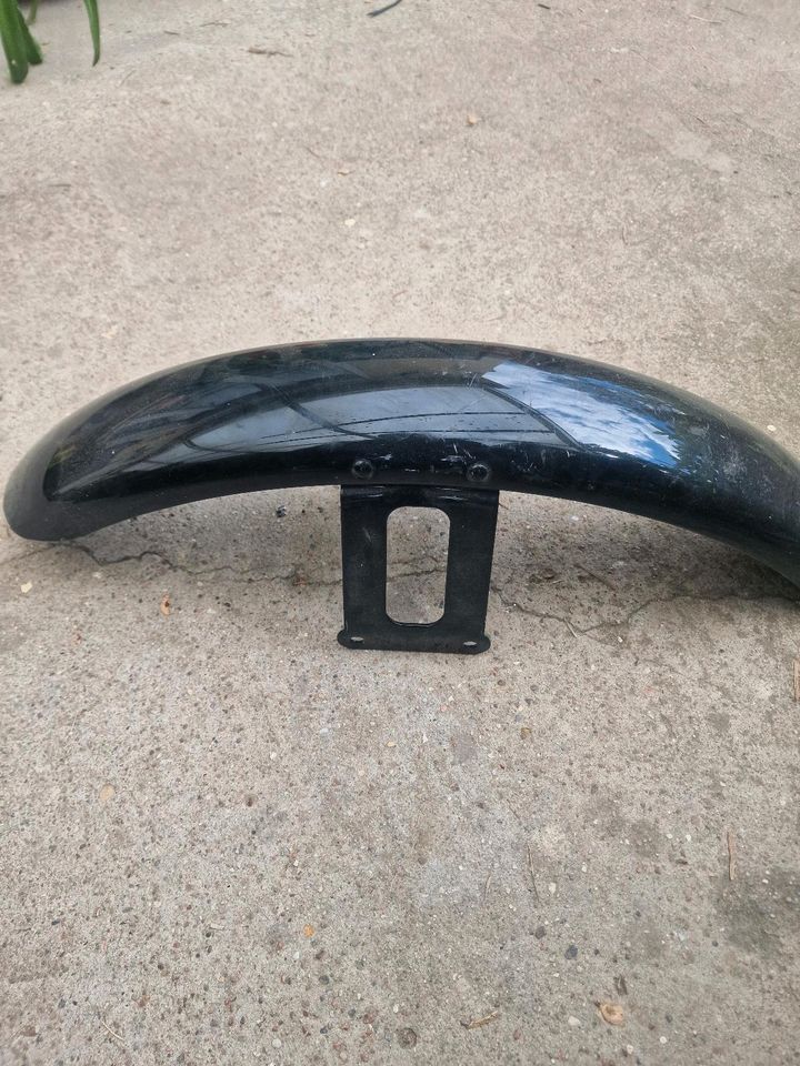 Harley Davidson FXST Softail Front Fender in Neuruppin