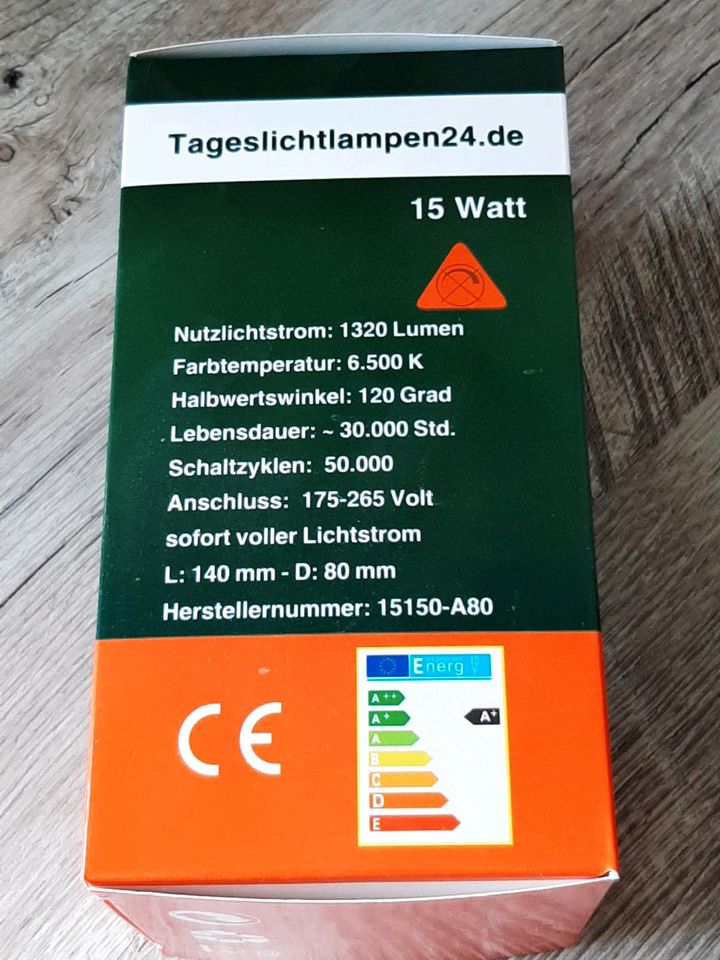 Volierenleuchte inkl. LED Tageslichtlampe 10 Watt 1000lm E27 in Berlin