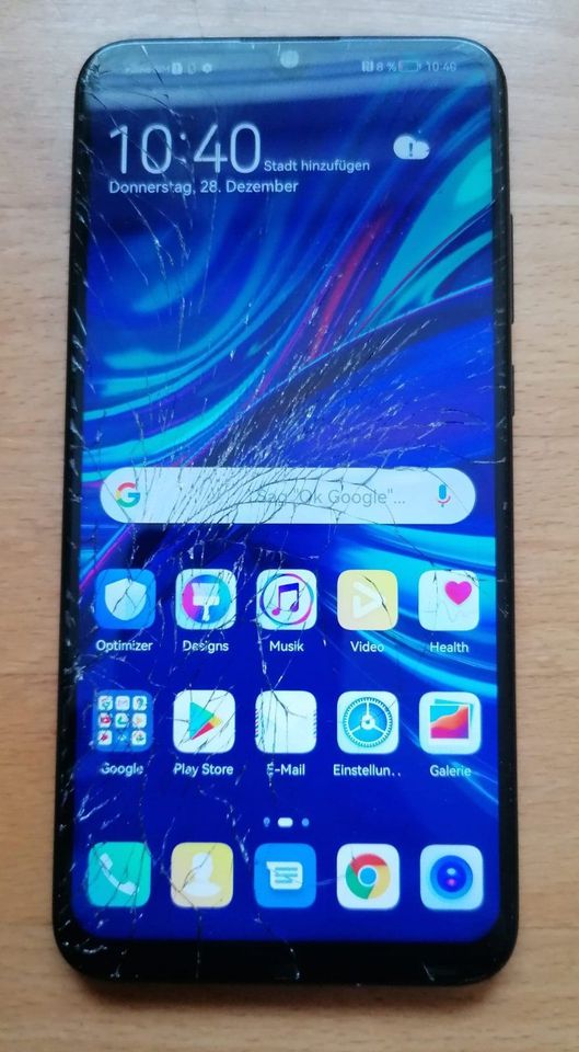Huawei P Smart 2019 POT-LX1 mit Displayschaden in Langenselbold
