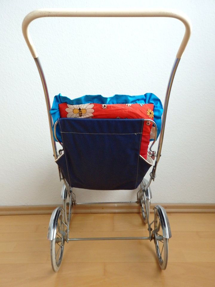 Puppenwagen Buggy Sportwagen klappbar Fußsack 70er alt Vintage in Konstanz