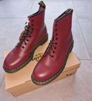 Dr. Martens Oxford Glattleder Cherry Red SMOOTH 1460  ungetragen Nordrhein-Westfalen - Solingen Vorschau