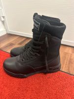 Herren Stiefel Schuhe Magnum Gr44  1x getragen Baden-Württemberg - Schwieberdingen Vorschau