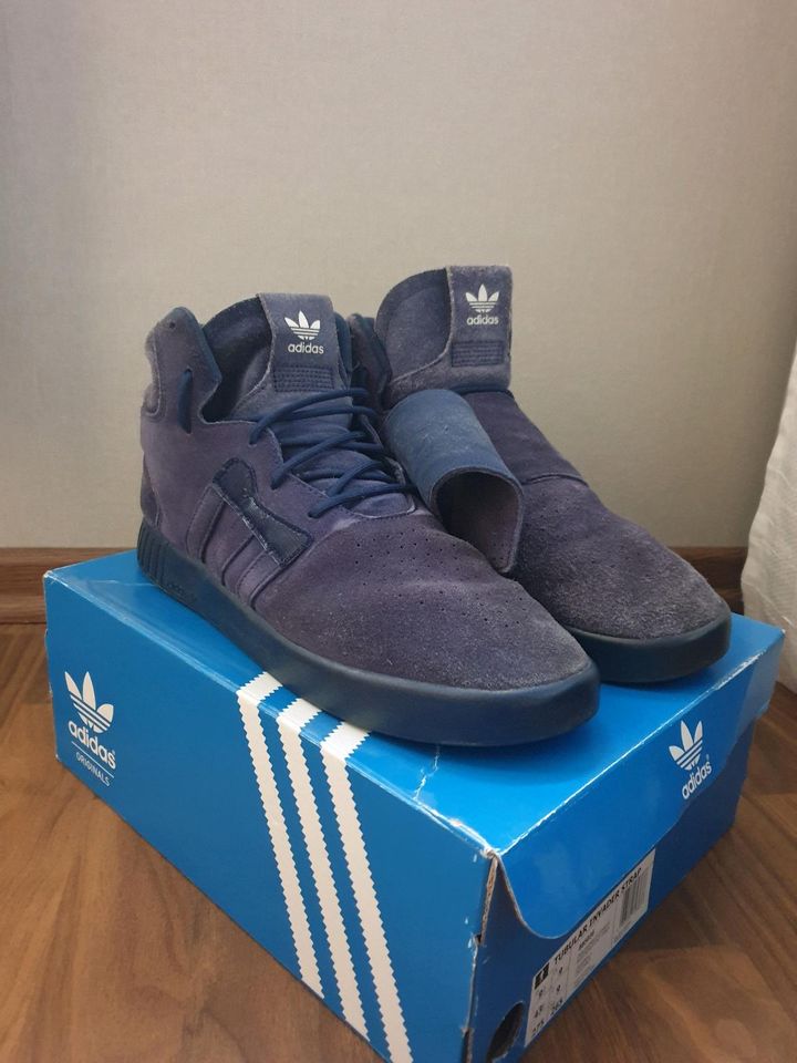 Adidas Tubular Invader Strap blau Wildleder - Größe 43 1/3 Herren in  Nordrhein-Westfalen - Lotte | eBay Kleinanzeigen ist jetzt Kleinanzeigen