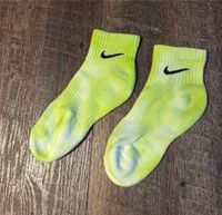 Nike Socken / Strümpfe / Batik / Größe 35-38 Thüringen - Sonneberg Vorschau