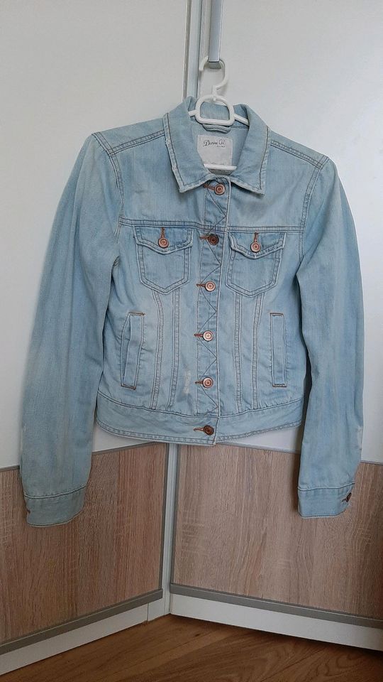 Jeansjacke kurz hellblau Denim Gr. 36 in Hamburg