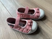 ❤️ Kinder Ballerina Gr. 22 Rosa mit Schleife Stoffschuhe Sommer Leipzig - Burghausen-Rückmarsdorf Vorschau