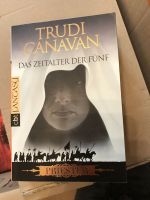 Taschenbuch: Das Zeitalter der Fünf - Priester (Trudi Canavan) Wandsbek - Hamburg Rahlstedt Vorschau