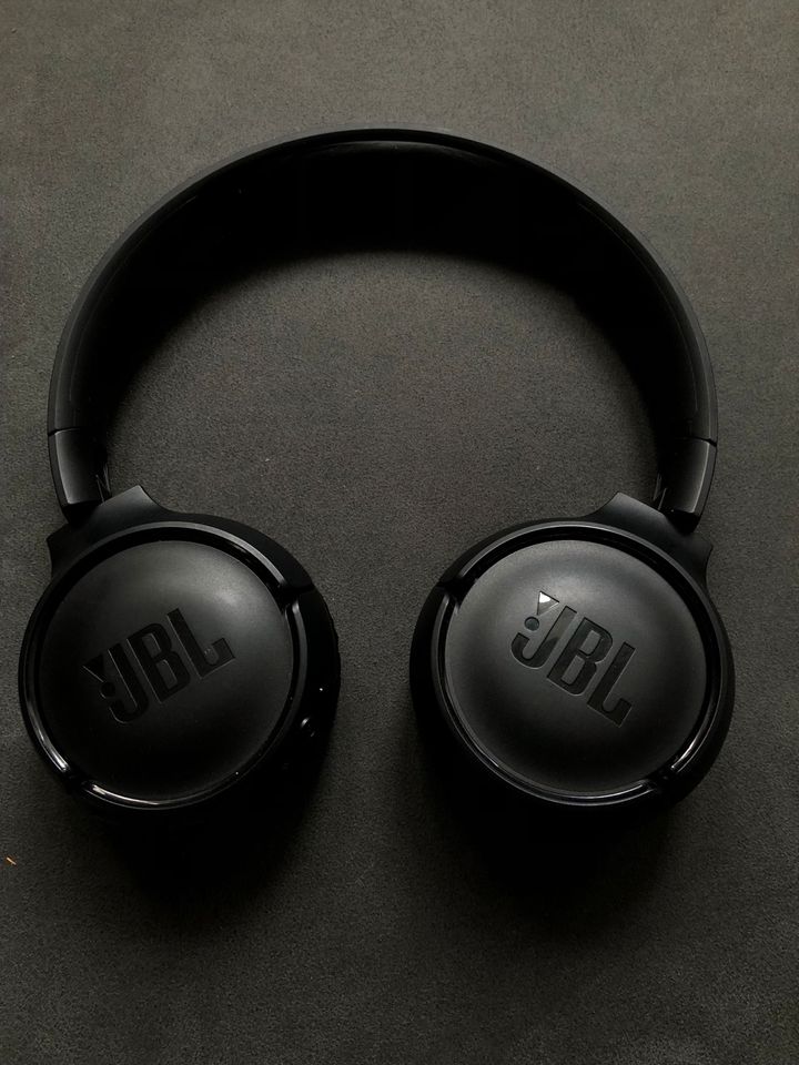 JBL Bluetooth Kopfhörer in Hannover