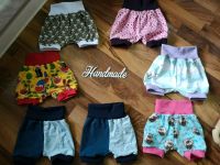 Kurze Pumhose Shorts Haremshose Handmade 62/68 Blau, rosa Berlin - Hellersdorf Vorschau