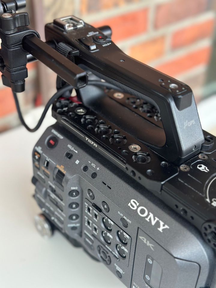 Sony PXW FX9V mit Zubehör ca 390h in Lehrte