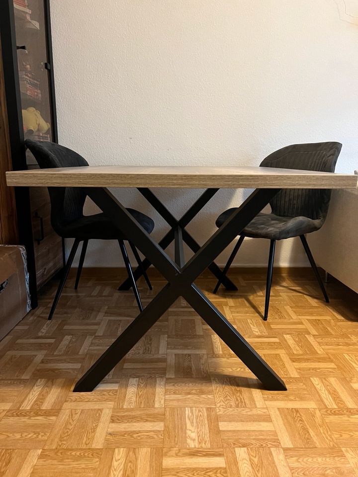 Esstisch Wohnzimmertisch Tisch in Wiesbaden