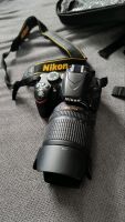 Kamera Nikon D3200 mit zwei Objektiven und Kameratasche Friedrichshain-Kreuzberg - Friedrichshain Vorschau