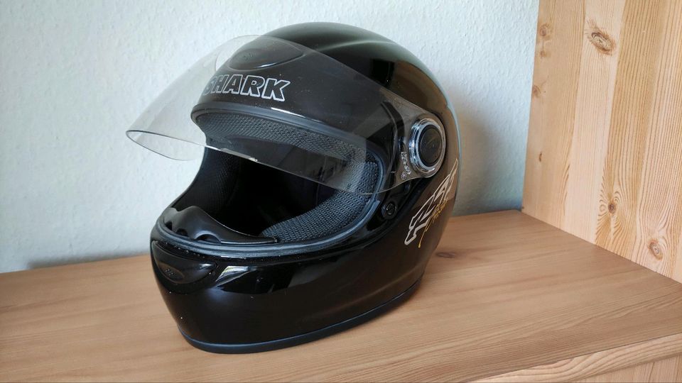 Motorrad Helm in Üchtelhausen