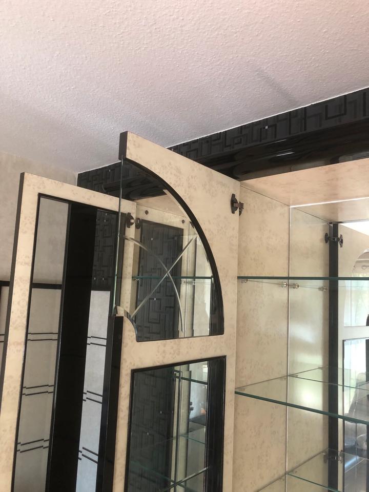 Sideboard dazu passender Vitrinen Schrank/Schwarz glänzend in Heinsberg