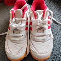 Adidas Turnschuhe Sneaker 37/38 wie neu Hessen - Fernwald Vorschau