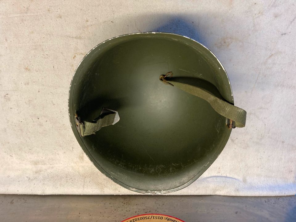 Amerikanischer Stahlhelm Vietnam O-T-H Oldtimer in Genthin