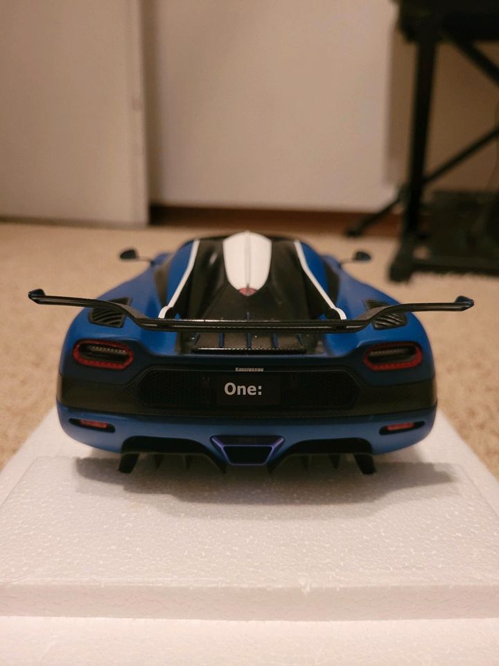 Koenigsegg One:1 AutoArt 1:18 (extrem selten) in Remseck am Neckar