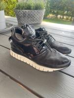Airstep A.S.98 Sneaker Turnschuhe schwarz 37 Leder Hessen - Vellmar Vorschau