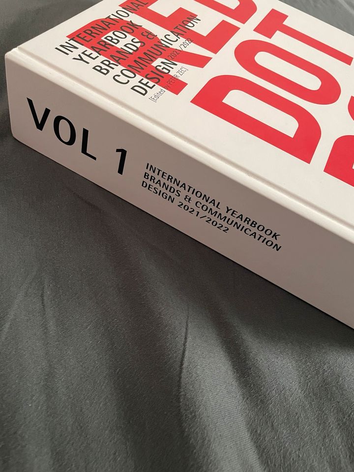 Reddot Yearbook 21/22 in Düsseldorf