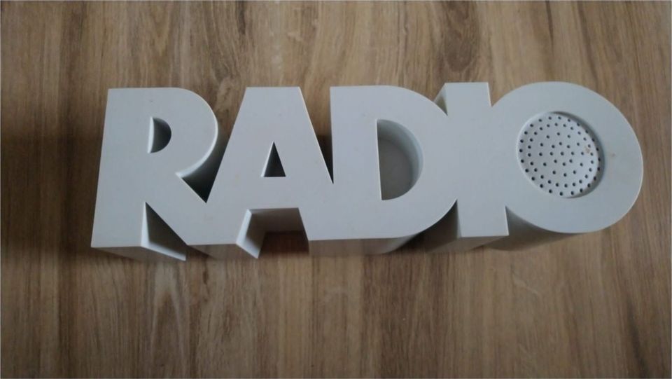 Radio Vintage Radioschriftzug weiß in Mudau
