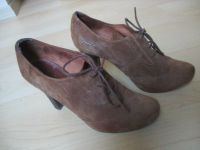 UNISA, Halbschuhe mit Budapester Muster, Gr. 39, wenig getragen Nordrhein-Westfalen - Fröndenberg (Ruhr) Vorschau