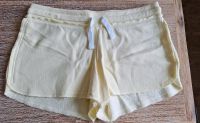 Sweatshorts Gr.M zartes gelb Sachsen-Anhalt - Wolfen Vorschau