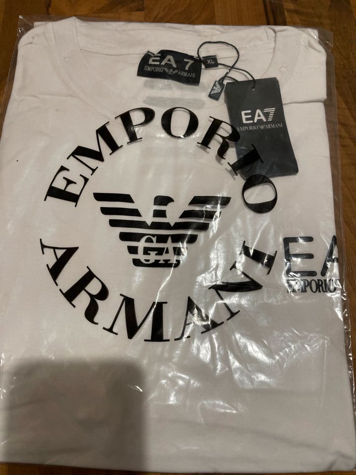 Emporio Armani Shirt, NEU, div. Farben und Größen in Römerberg