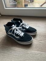 Vans Schuhe Blau&Schwarz Größe 41 Niedersachsen - Celle Vorschau
