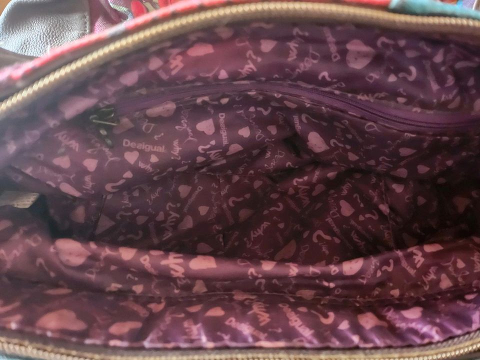 Desigual Handtasche groß  bunt in Sarstedt