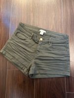 Hot Pan Shorts H&M khaki grün 36 Berlin - Reinickendorf Vorschau