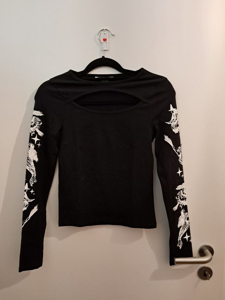 Disturbia Hexen Cutout Longsleeve Print Gothic Emo in Regensburg