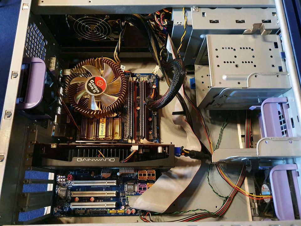 Intel E8400 + 4GB RAM + NVIDIA 8800GT + Gehäuse + Netzteil in Braunschweig