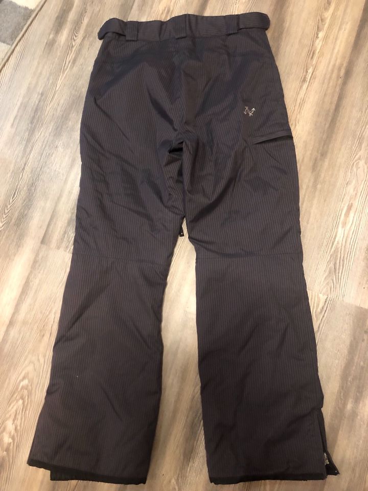 Snowboardhose Skihose Damen Gr. 40/42 in Großpostwitz