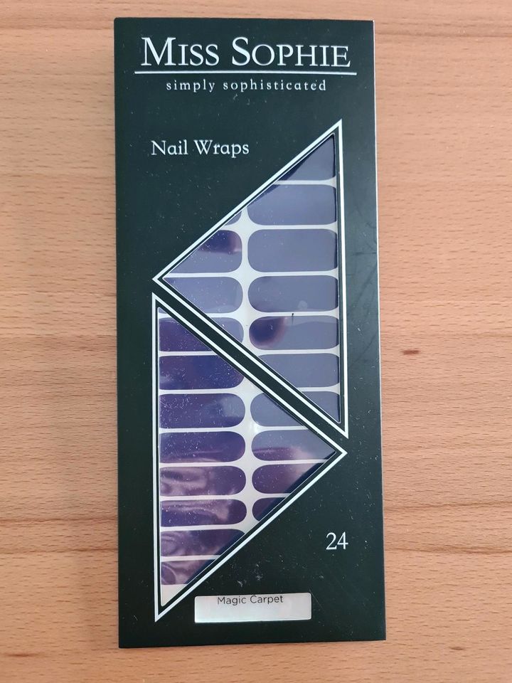 Miss Sophie Nail Wraps Magic Carpet in Altendorf