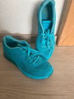 Blaue Nike Turnschuhe Damen Größe 40 Brandenburg - Burg (Spreewald) Vorschau