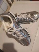 Ich werde sie für 70 Euro verkaufen, sie sind neu, ich habe sie f Baden-Württemberg - Pforzheim Vorschau