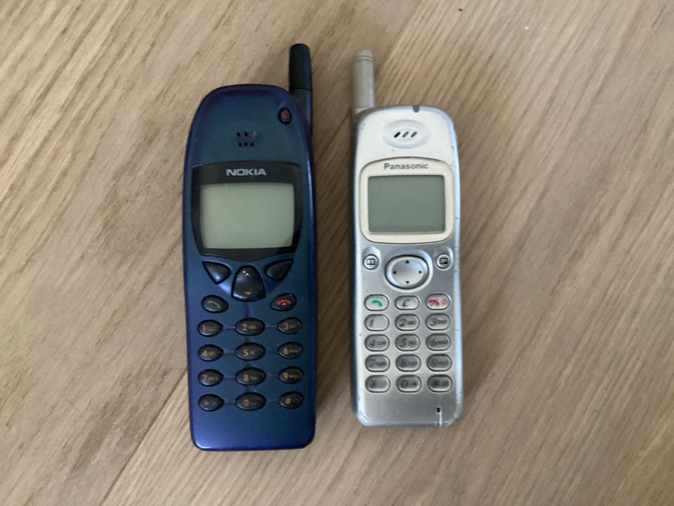 Nokia und Panasonic Telefon in Unterhaching