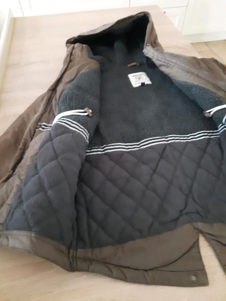 Winterjacke Parka von Basefield Gr. 128/134 in Haselünne