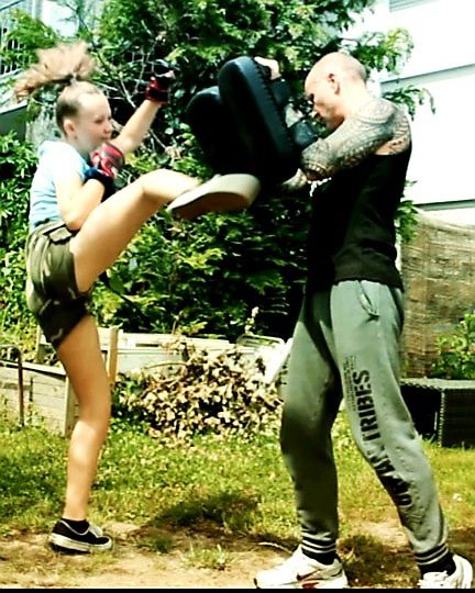 Bensheim: Personal Trainer Fitness Sport Kick Thai Boxen MMA Box in Zwingenberg