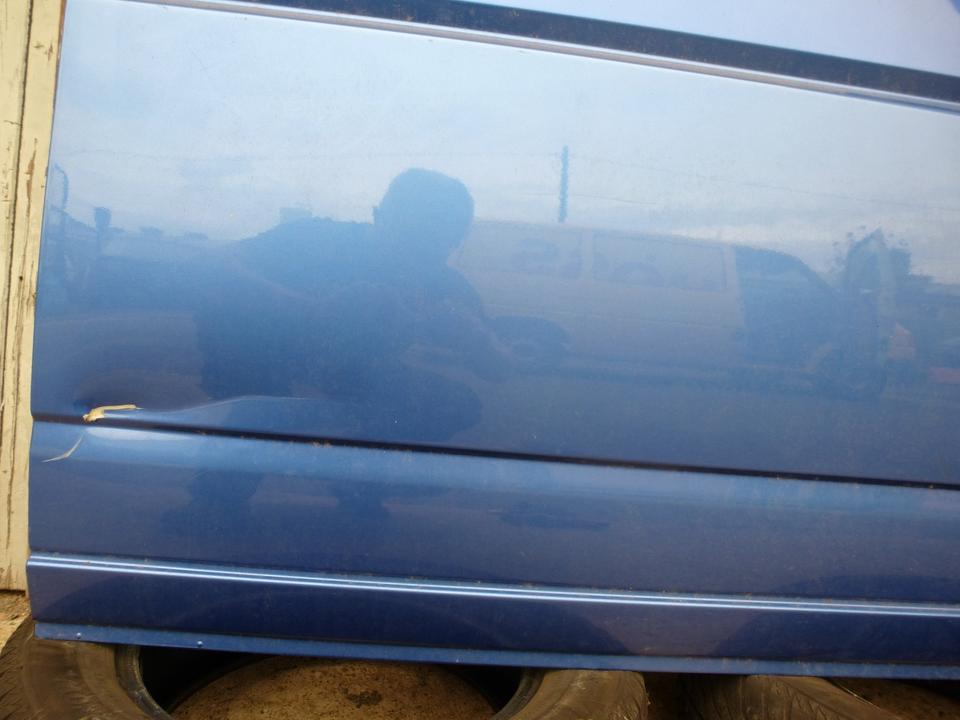 VW T4 Schiebetür rechts blau absolut kein Rost! in Gutenswegen