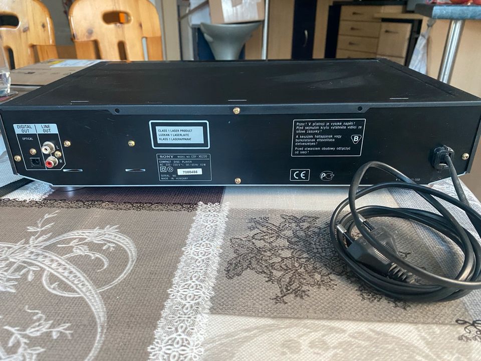 Sony CD-Player CDP-XE 220 in Illingen