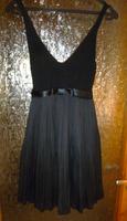 Gr: S ausgefallenes Sommerkleid schwarz Strick/ Plissee Thüringen - Mannstedt Vorschau