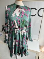Kleid von Zara grün bunt Blumen Vögel neu München - Pasing-Obermenzing Vorschau
