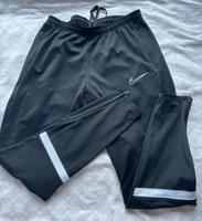 Nike Jogginghose in schwarz Hessen - Eschborn Vorschau